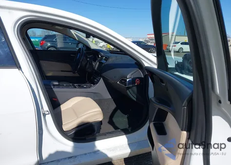 2018 Jaguar Xe 25T from USA, damaged, VIN SAJAR4FX7JCP26946